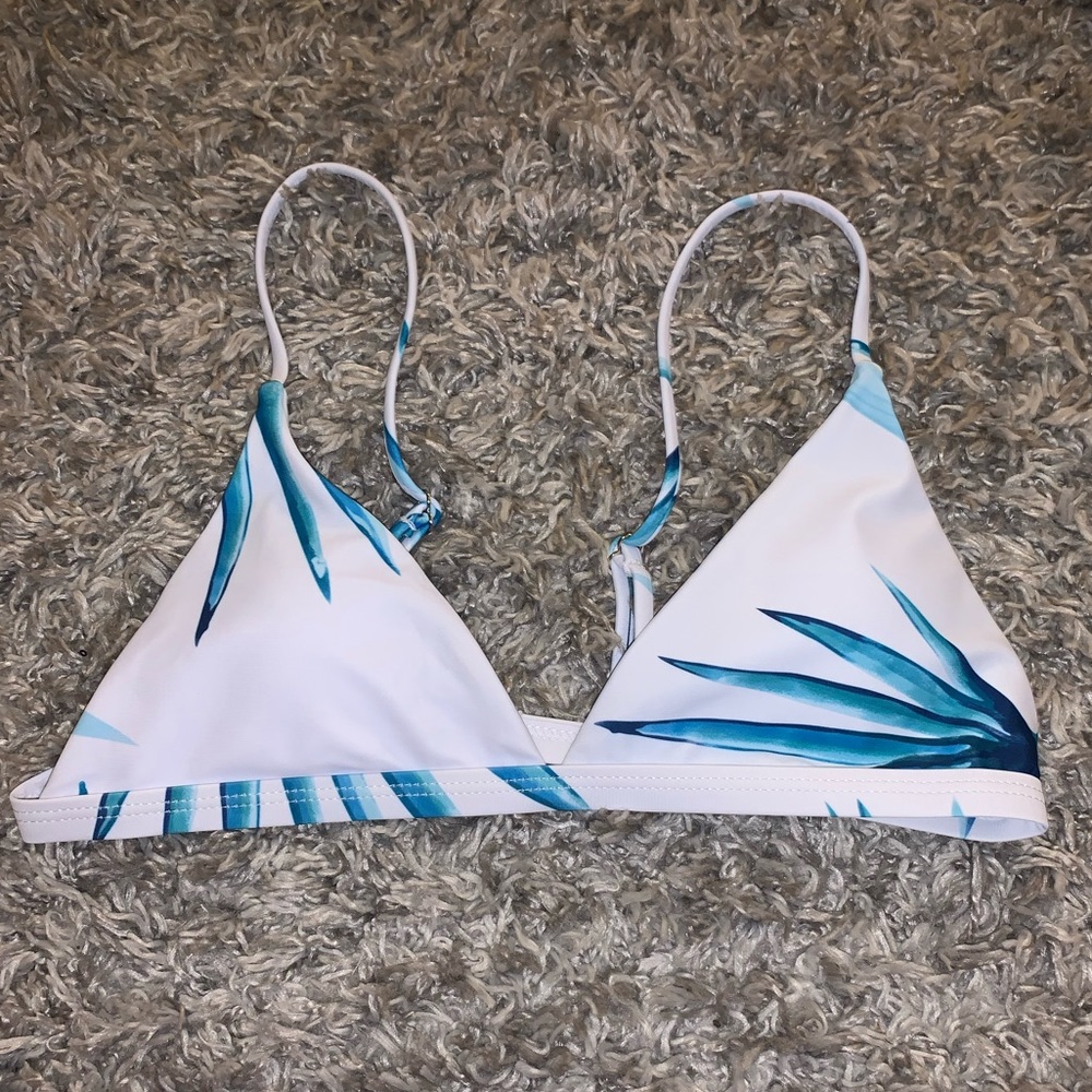 NWOT palm leave triangle bikini top